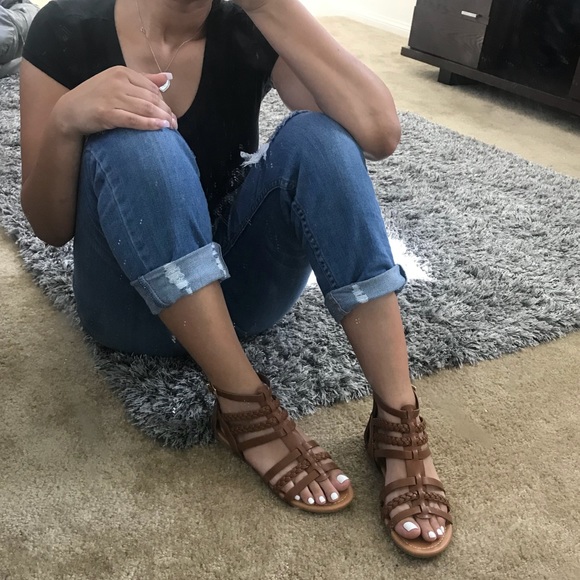 Camel Braided Gladiator Sandals - Picture 4 of 5